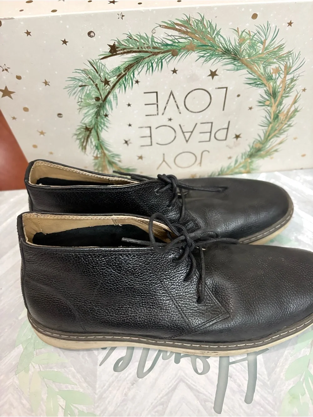 Johnston & Murphy Black Pebbled Leather Chukka Boots